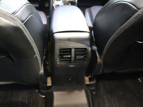 Used 2025 Ford Escape ST-Line w/ Tech Pack #1 image 16