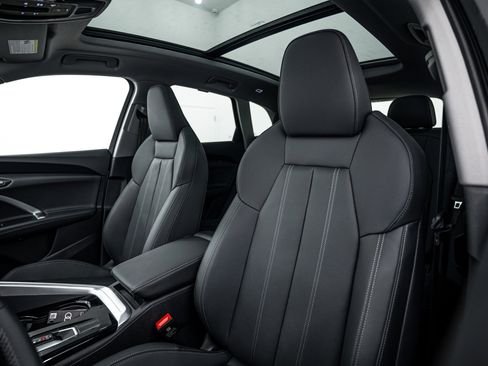 New 2025 Audi Q5 Premium Plus image 16