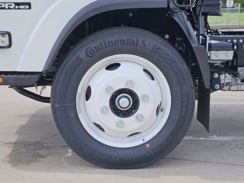 New 2026 Isuzu NPR RWD image 7
