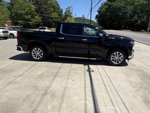 Used 2019 Chevrolet Silverado 1500 LTZ w/ LTZ Premium Package AWD/4WD image 8