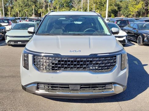 New 2026 Kia Carnival SX image 2