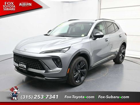 Used 2025 Buick Envision Sport Touring AWD/4WD image 2