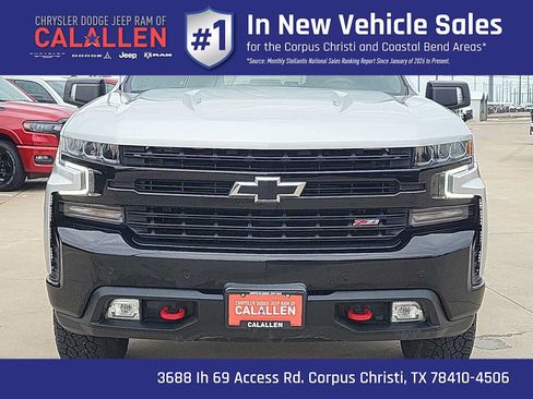 Used 2022 Chevrolet Silverado 1500 LT Trail Boss w/ Safety Package AWD/4WD image 14