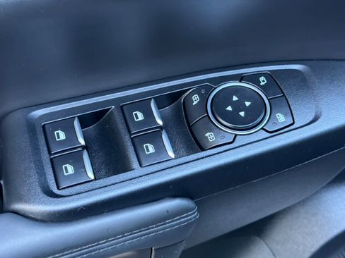 Certified 2025 Ford Ranger Raptor AWD/4WD image 13