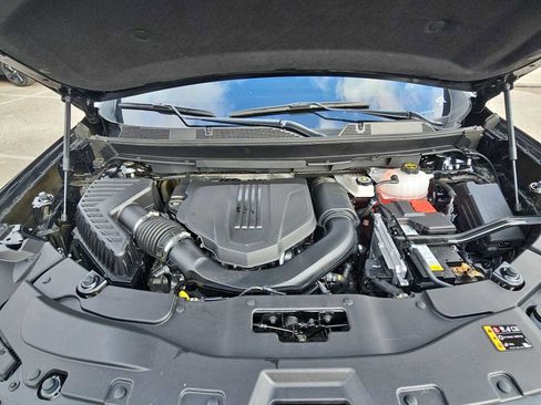 Used 2024 GMC Acadia Elevation w/ Super Cruise Package image 15