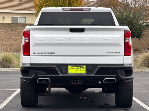 Used 2019 Chevrolet Silverado 1500 Custom Trail Boss w/ Custom Convenience Package image 12
