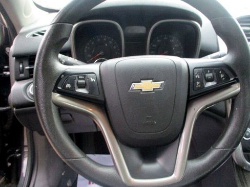Used 2015 Chevrolet Malibu LT w/ Power Convenience Package image 12