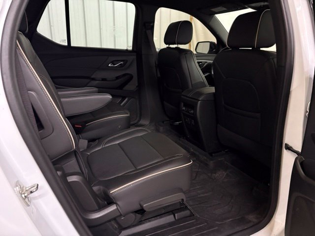 Used 2023 Chevrolet Traverse Premier w/ Redline Edition AWD/4WD image 20