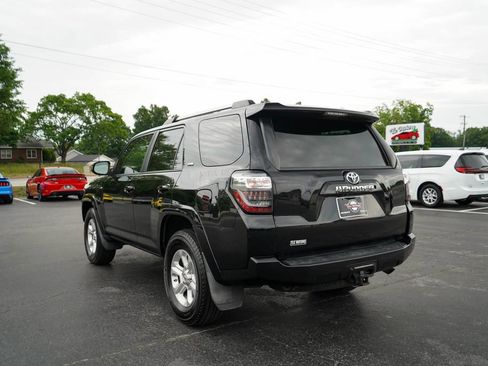 Used 2021 Toyota 4Runner SR5 RWD image 3