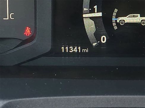 Used 2024 Toyota Tacoma SR5 image 18