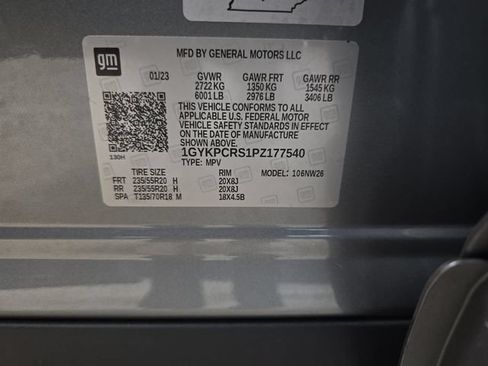 Used 2023 Cadillac XT6 Premium Luxury w/ LPO, Floor Liner Package FWD image 30