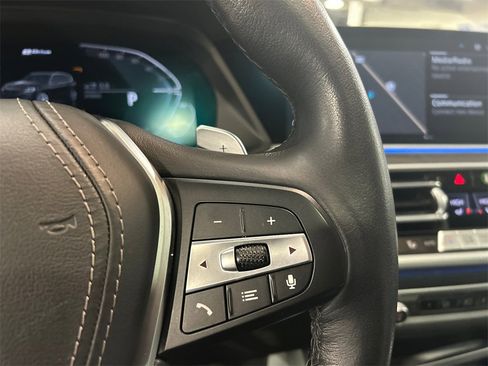 Used 2023 BMW X5 xDrive45e w/ Climate Comfort Package image 14