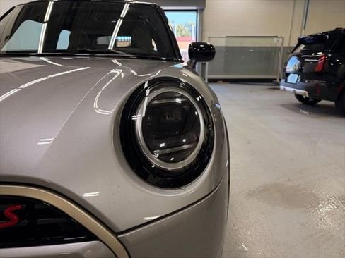 New 2025 MINI Cooper S image 9