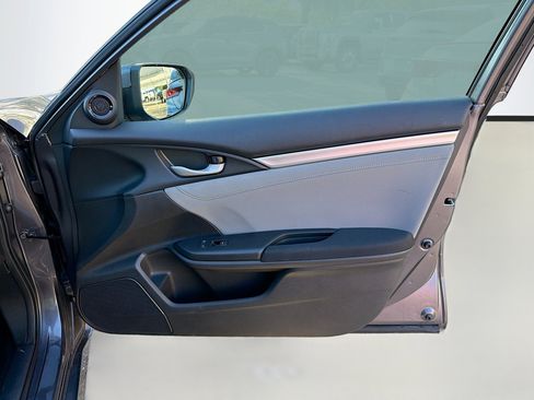 Used 2016 Honda Civic EX-T image 40