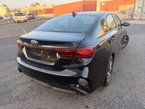 Used 2024 Kia Forte LXS FWD image 18