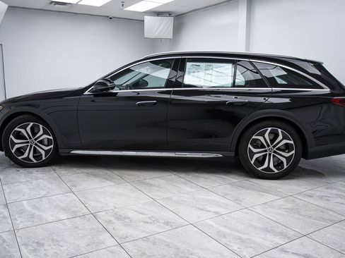 Used 2025 Mercedes-Benz E 450 4MATIC All-Terrain Wagon image 3