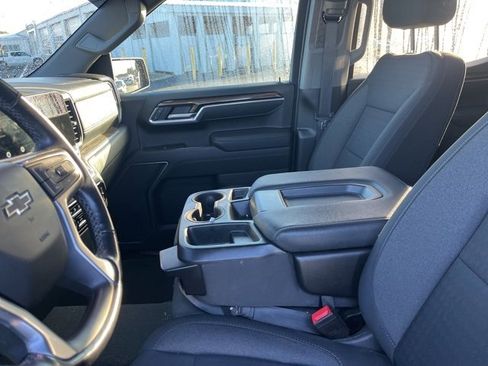 Used 2022 Chevrolet Silverado 1500 RST w/ Redline Edition image 10