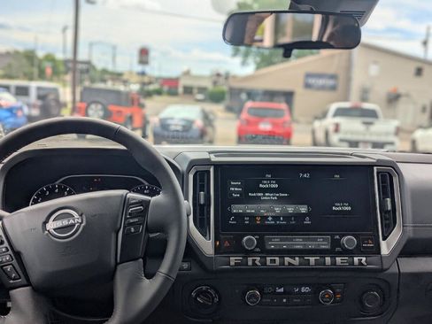New 2026 Nissan Frontier SV w/ All-Weather Content Package AWD/4WD image 15