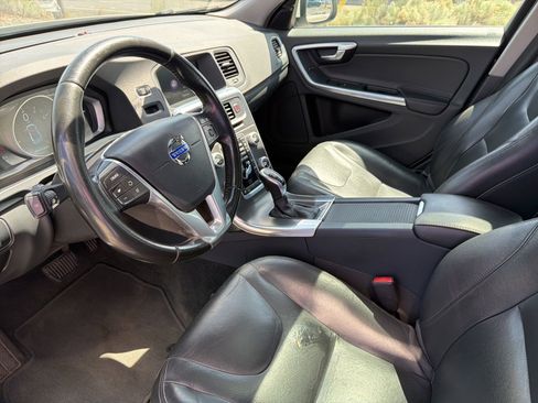 Used 2016 Volvo S60 T5 Premier w/ Convenience Package AWD/4WD image 20