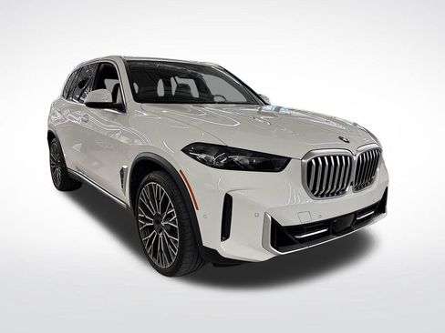 Used 2024 BMW X5 xDrive40i w/ Parking Assistance Package AWD/4WD image 7