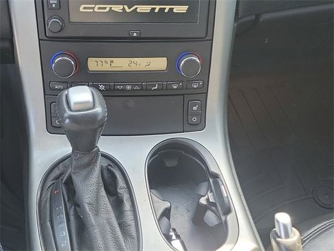 Used 2005 Chevrolet Corvette Base w/ Preferred Equipment Group image 12