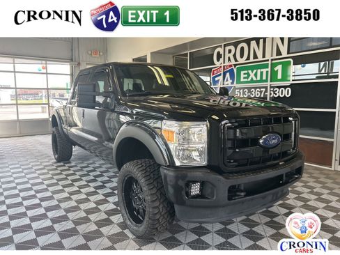 Used 2015 Ford F350 Lariat image 1