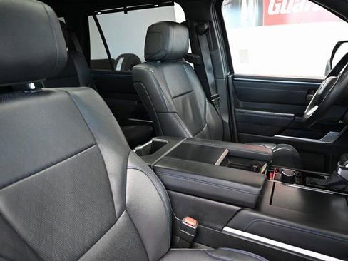 Used 2023 Toyota Sequoia Platinum image 9