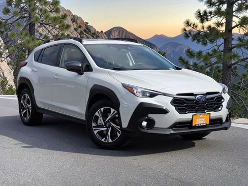 Certified 2025 Subaru Crosstrek 2.5i Premium AWD/4WD image 2