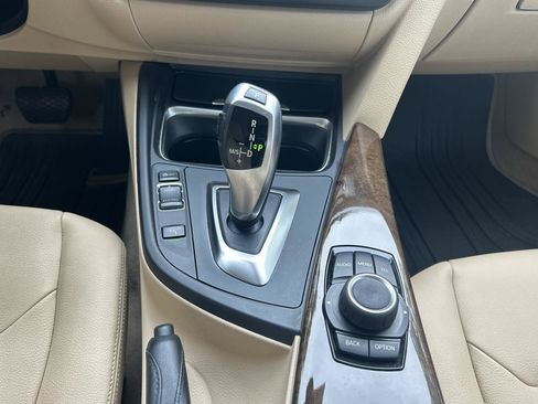 Used 2015 BMW 320i Sedan RWD image 33