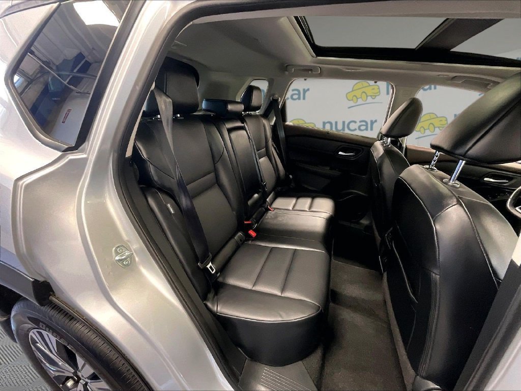 Certified 2023 Nissan Rogue SV w/ SV Premium B Package AWD/4WD image 16