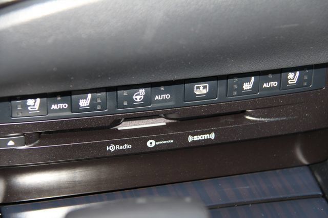 Used 2019 Lexus ES 350 w/ Accessory Package FWD image 29