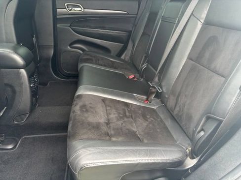 Used 2014 Jeep Grand Cherokee Altitude AWD/4WD image 13