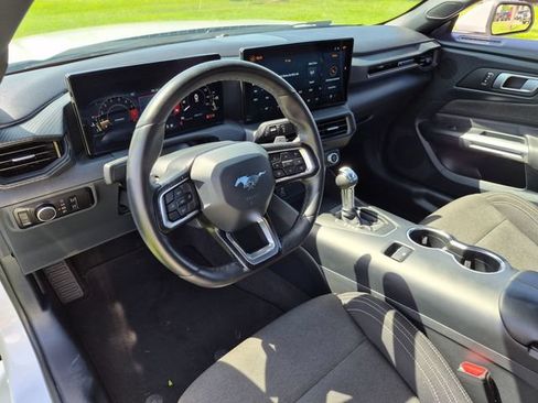 Used 2024 Ford Mustang GT RWD image 28