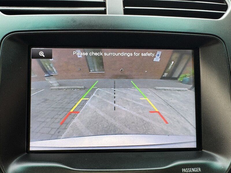 Used 2015 Ford Explorer XLT w/ Equipment Group 202A FWD image 25