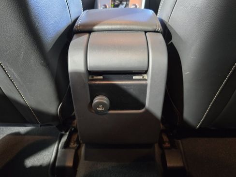 Used 2017 Volvo XC60 T5 Dynamic image 28