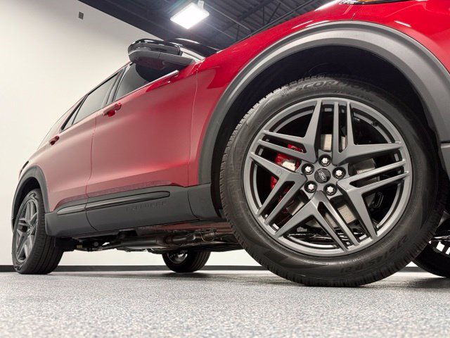 New 2027 Ford Explorer ST AWD/4WD image 2