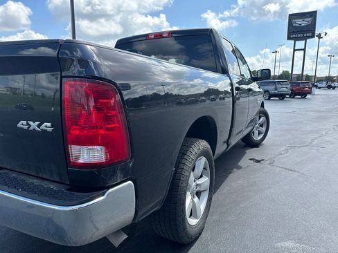 Used 2024 RAM 1500 Classic SLT AWD/4WD image 3