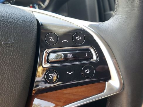 Used 2018 Cadillac Escalade Luxury image 31