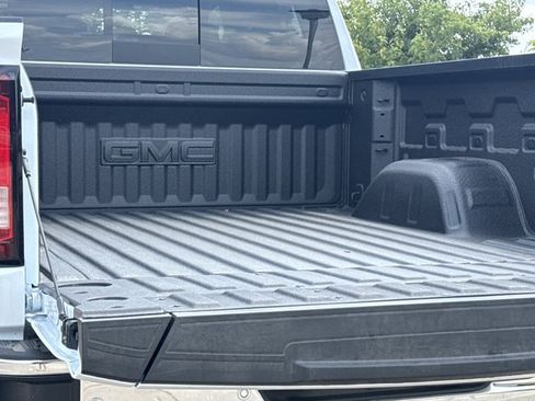 New 2026 GMC Sierra 1500 SLT w/ SLT Premium Plus Package AWD/4WD image 11