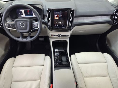 Certified 2023 Volvo XC40 B5 Plus w/ Climate Package AWD/4WD image 23
