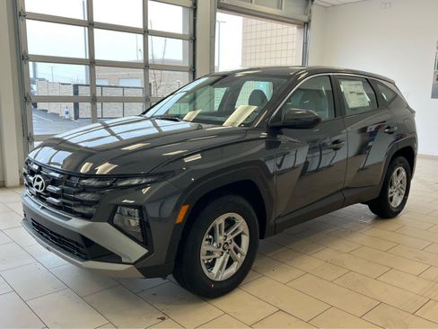 New 2026 Hyundai Tucson SE AWD/4WD image 1
