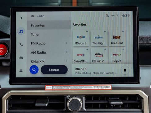 Used 2025 Toyota Tacoma TRD Off-Road image 25