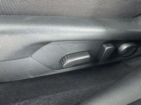 Used 2024 Subaru Crosstrek 2.0i Premium image 11