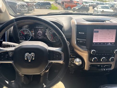 Certified 2022 RAM 1500 Laramie AWD/4WD image 10