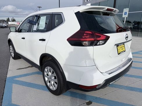 Certified 2019 Nissan Rogue S image 6