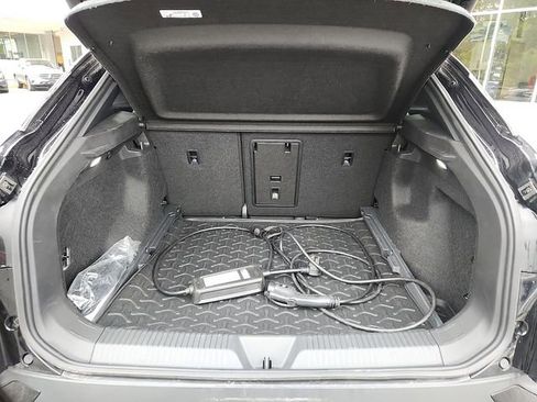 Used 2023 Volkswagen ID.4 Pro S Plus AWD/4WD image 30