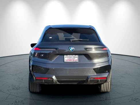 Used 2023 BMW iX xDrive50 w/ Premium Package image 5