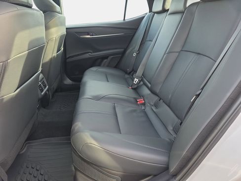 Used 2025 Toyota Camry XSE image 13