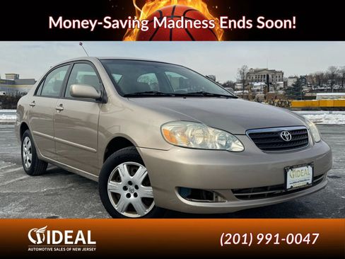 Used 2005 Toyota Corolla LE image 1