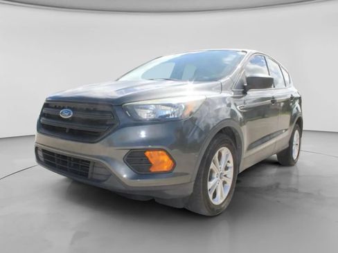 Used 2018 Ford Escape S FWD image 3
